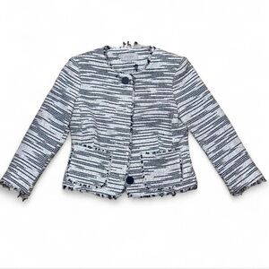 Chic Women's Black and White Textured Blazer